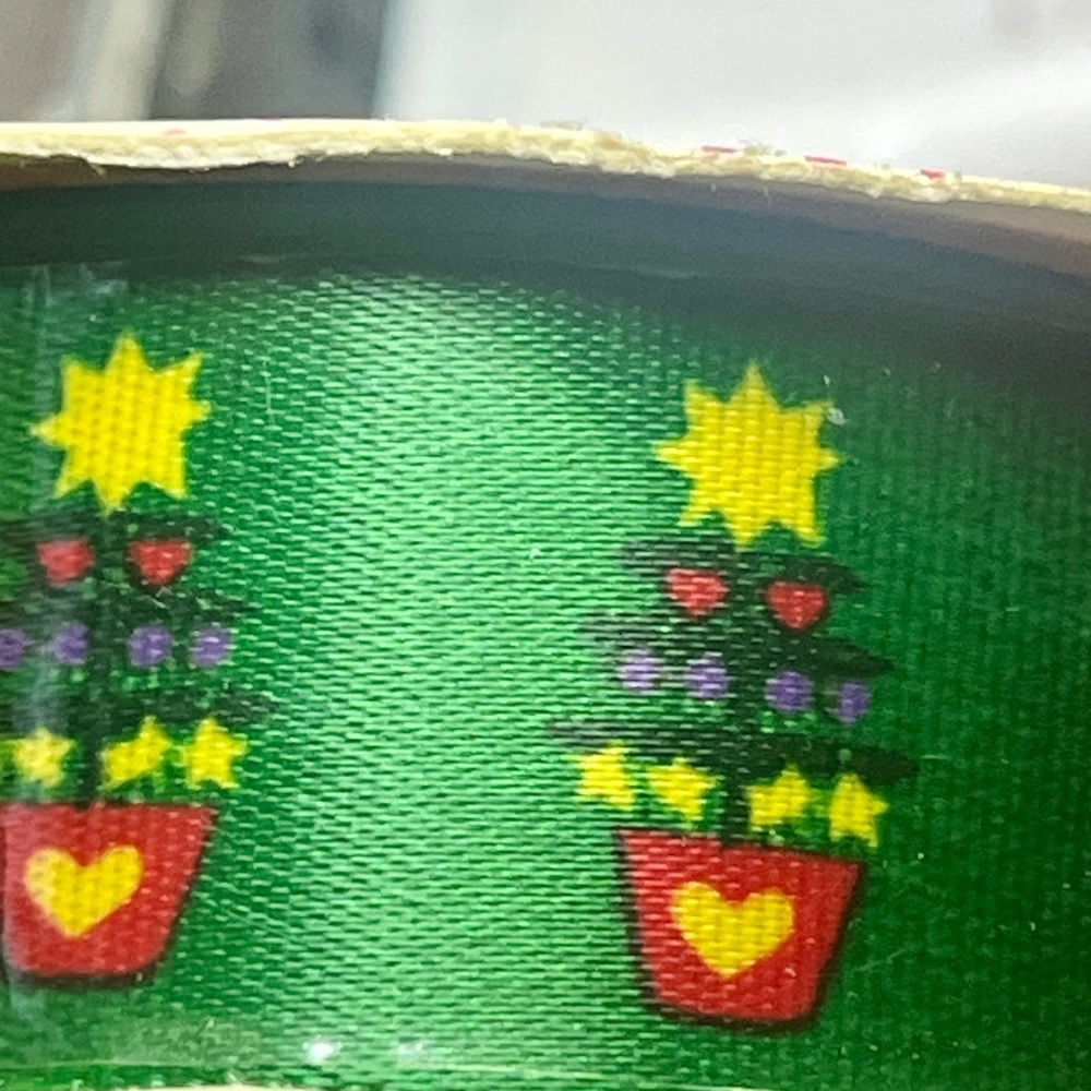 Vintage Offray 100% polyester Festive Green Ribbon Christmas Heart & Star Design